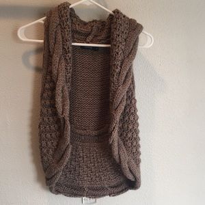 Theme Small Knit vest